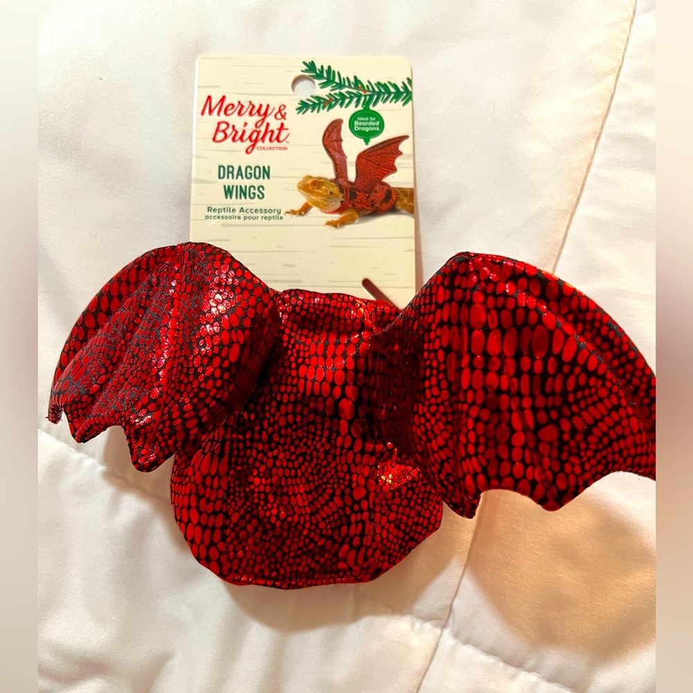 Merry and bright dragon wings, reptile accessory